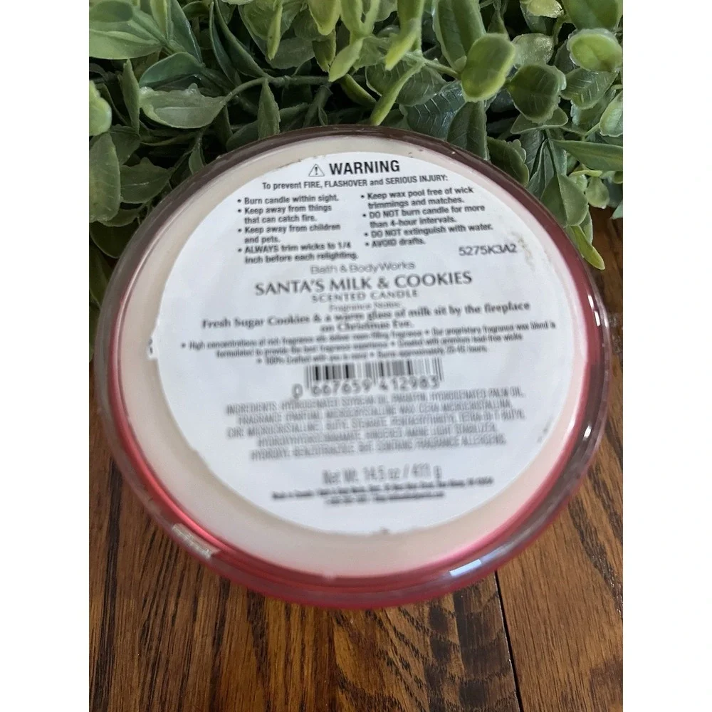 Bath & Body Works Santa's Milk & Cookies Scented 3 Wick Candle 14.5oz New